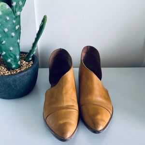 Free People Royale Flat